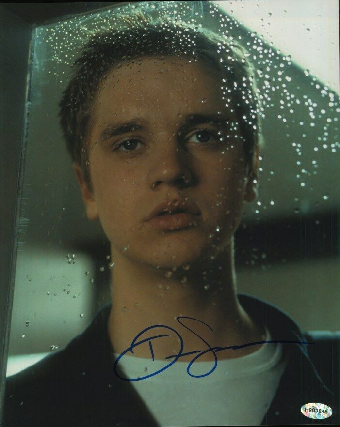 Devon Sawa