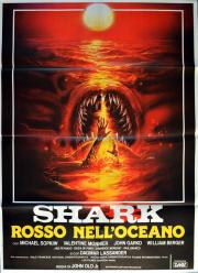 SHARK - ROSSO NELL'OCEANO